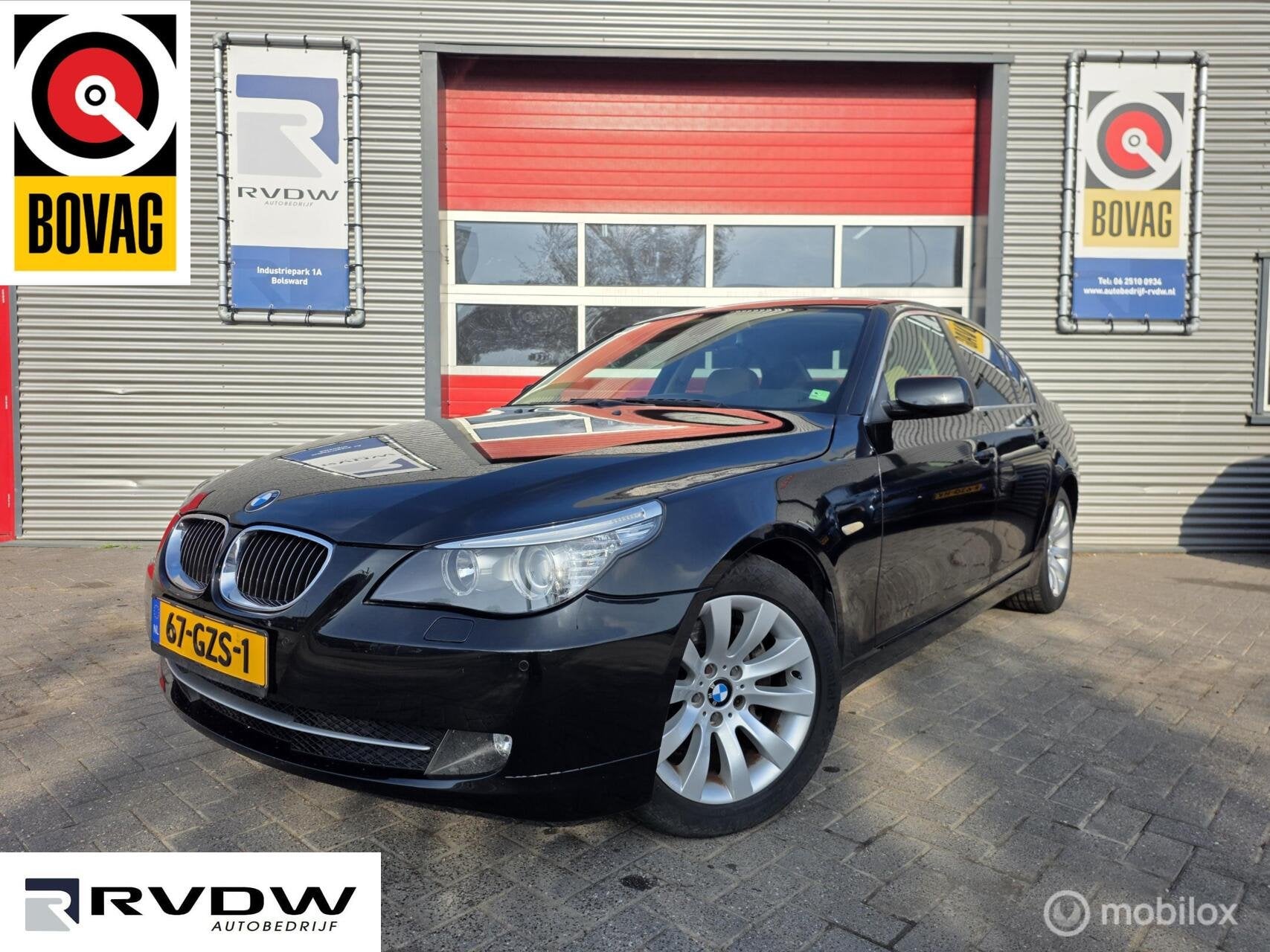 BMW 5-serie 523i Business Line, Auto's, Verwarmde buitenspiegels, Achterwielaandrijving, Zwart, Bedrijf