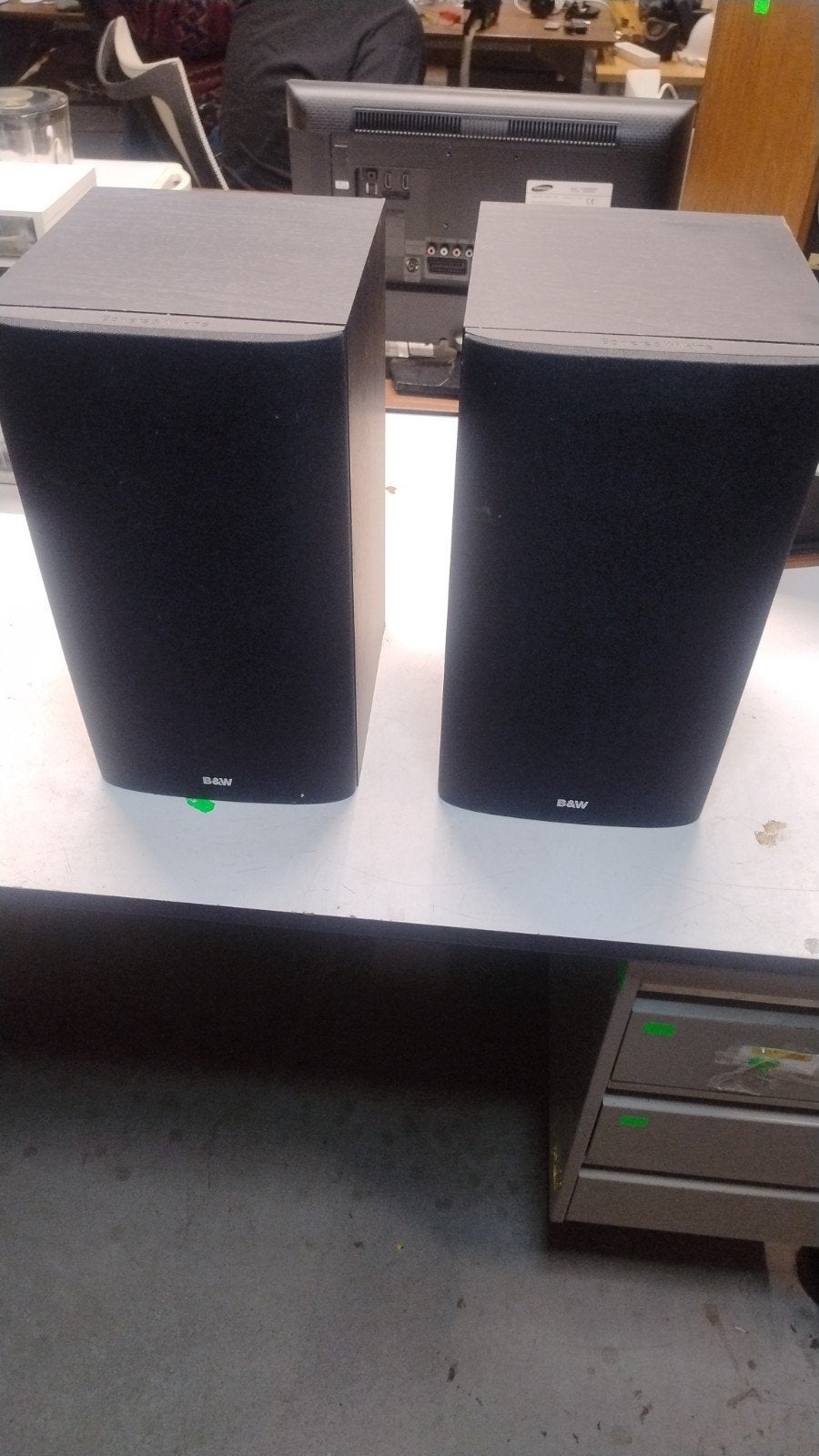 B&W Boxen 100 Watt Ohm - Uitstekende Staat, Stereo speakers, Ophalen of Verzenden, Zo goed als nieuw, 60 tot 120 watt