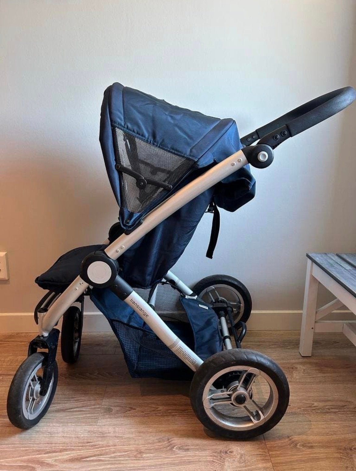 Mutsy Transporter buggy navy blue met massieve banden, Kinderen en Baby's, Buggy's, Ophalen, Gebruikt, Overige merken, Zonnekap