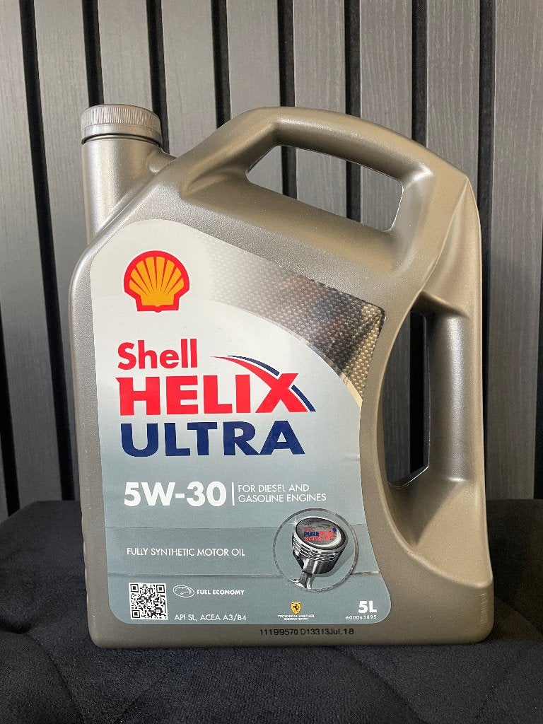 Nieuw CASTROL of Shell motorolie 5W30 benzine / diesel motor, Ophalen of Verzenden, Nieuw, Overige automerken