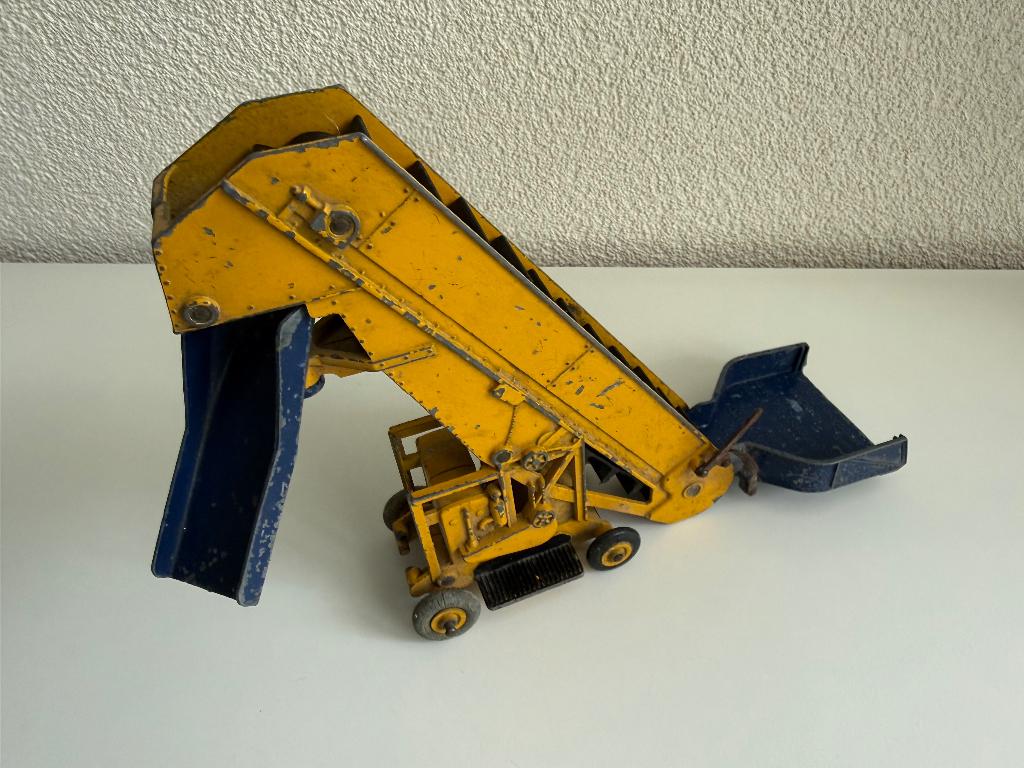 Dinky Toys 564 Elevator Conveyor / liftlader, Ophalen of Verzenden, Gebruikt, Tractor of Landbouw