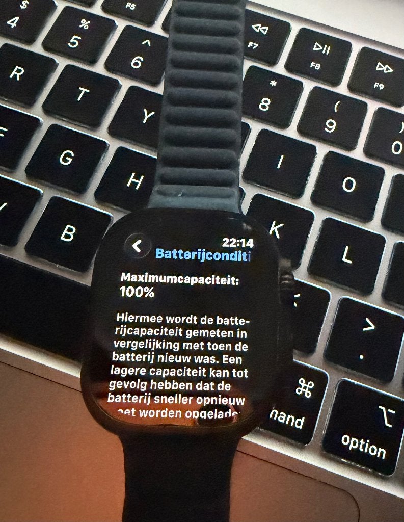 Foto 4 van Apple watch ULTRA 3 Titanium