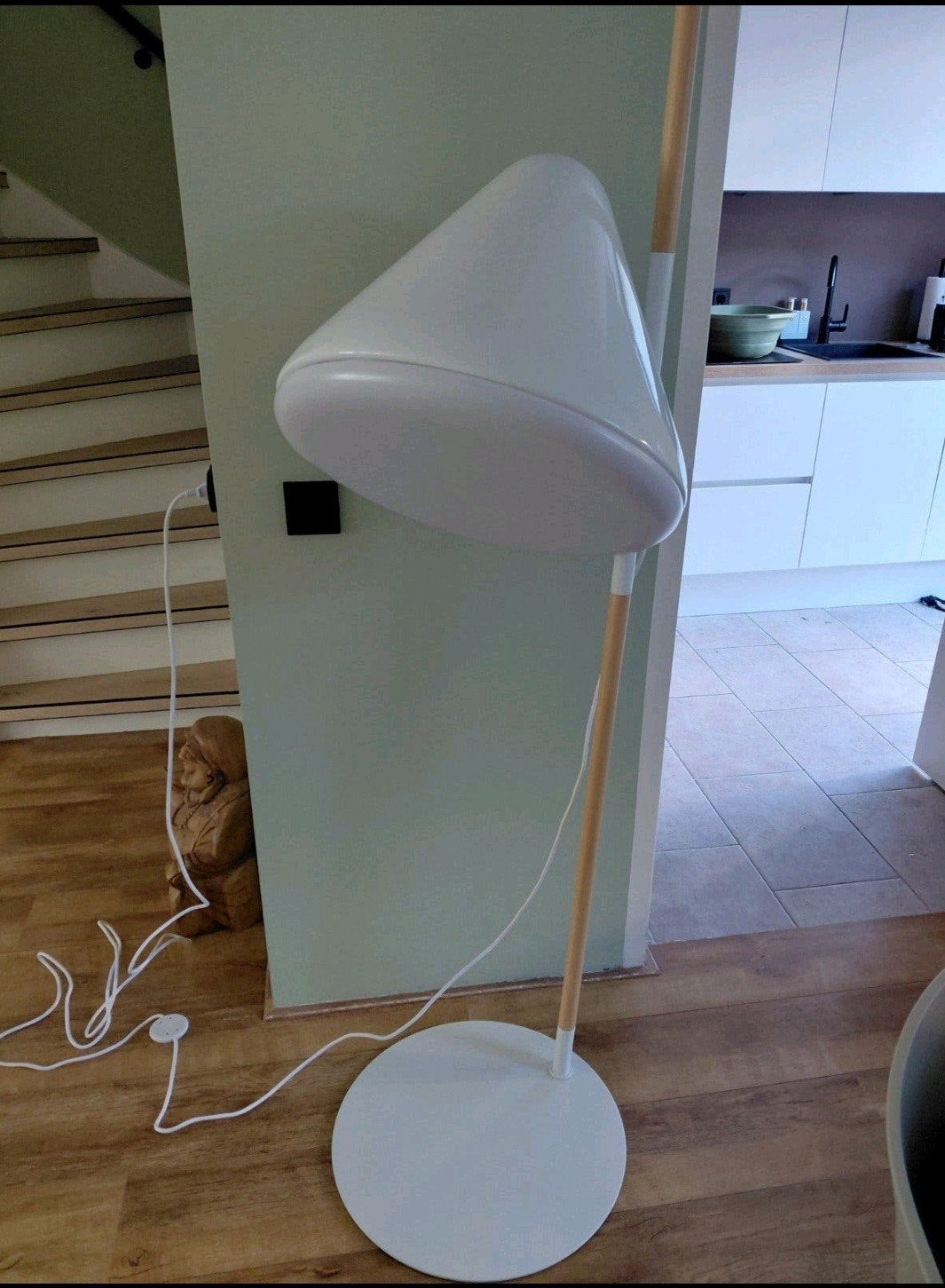 Stijlvolle vloerlamp van Norman - Modern design, Huis en Inrichting, Ophalen, Modern design, 100 tot 150 cm, E27 (groot)
