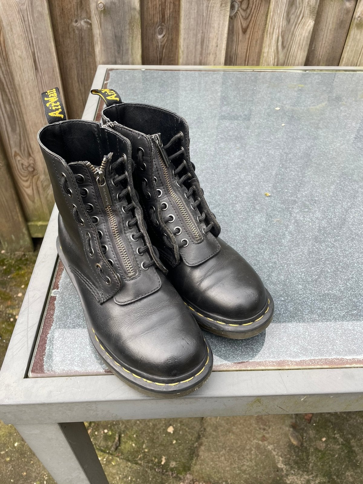 Dr martens, Ophalen of Verzenden, Zo goed als nieuw, Zwart, Boots