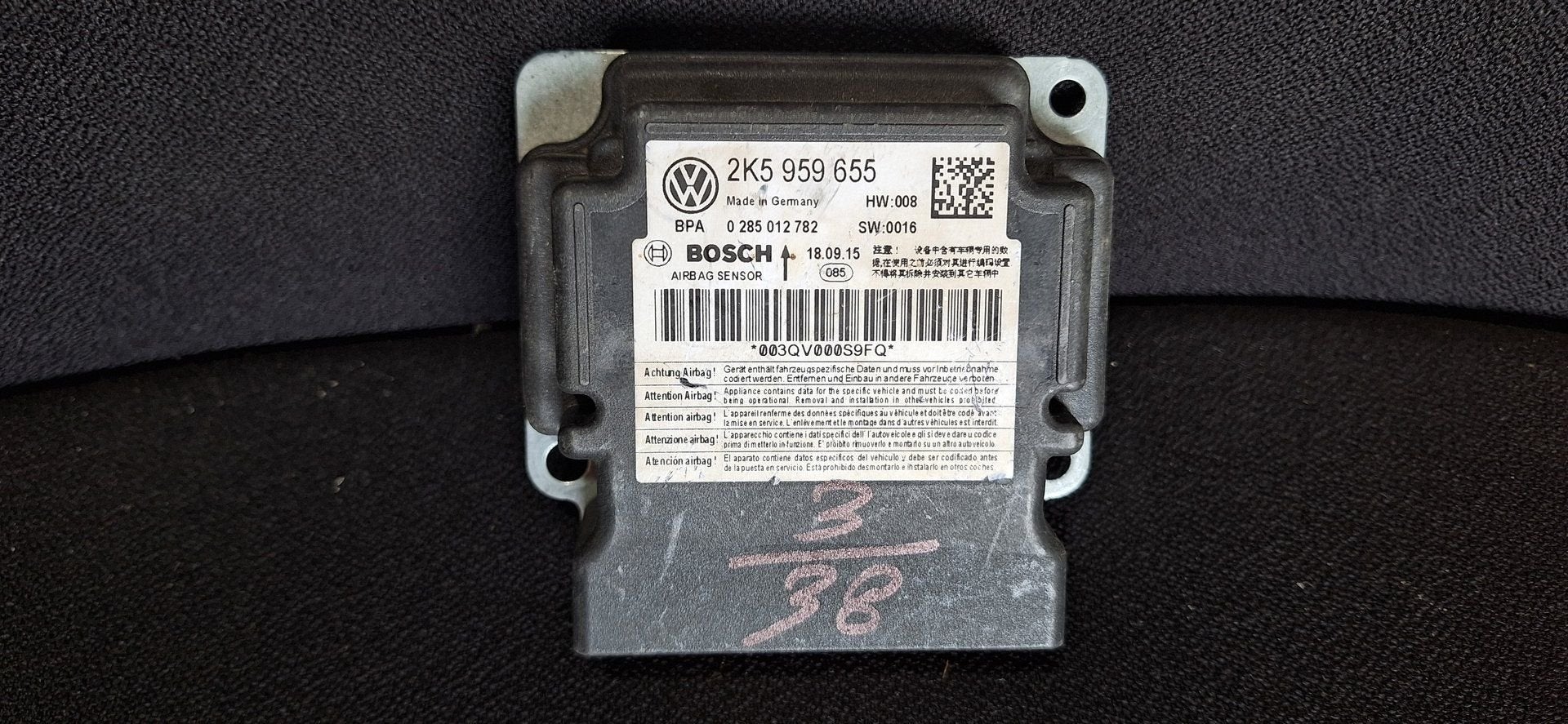 Originele Airbag Stuurmodule Computer Sensor VW Caddy Bosch, Gebruikt, -, -, Ophalen of Verzenden