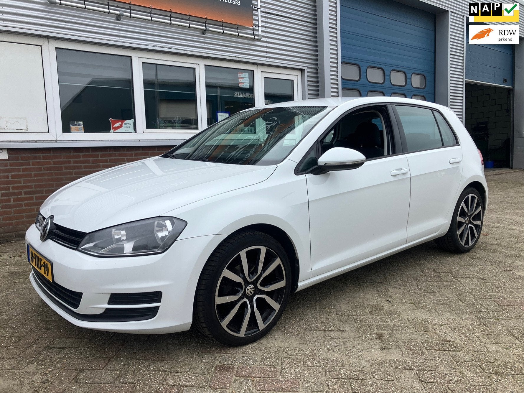 Volkswagen Golf 1.2 TSI Trend Edition, Voorwielaandrijving, Euro 5, Stof, Gebruikt