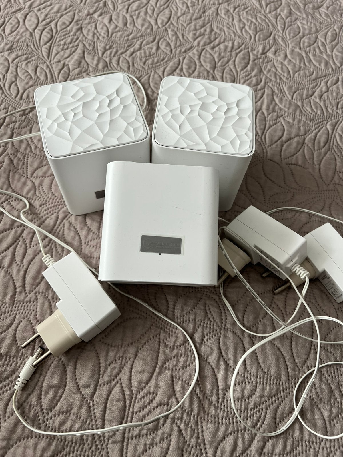 Wifi versterkers 3x Tenda Wifi cubes, Ophalen of Verzenden, Zo goed als nieuw