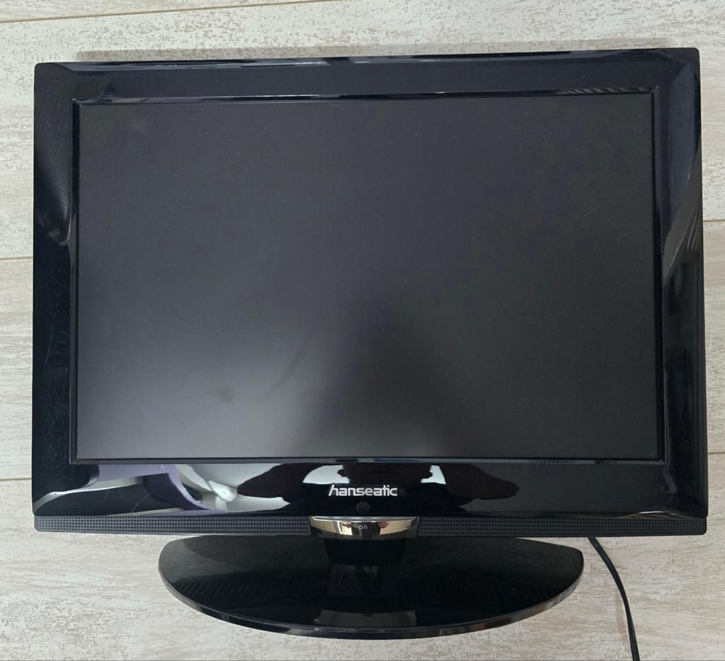 Hanseatic 19 inch LCD Kleuren TV - Model LC1910T, Ophalen, Gebruikt
