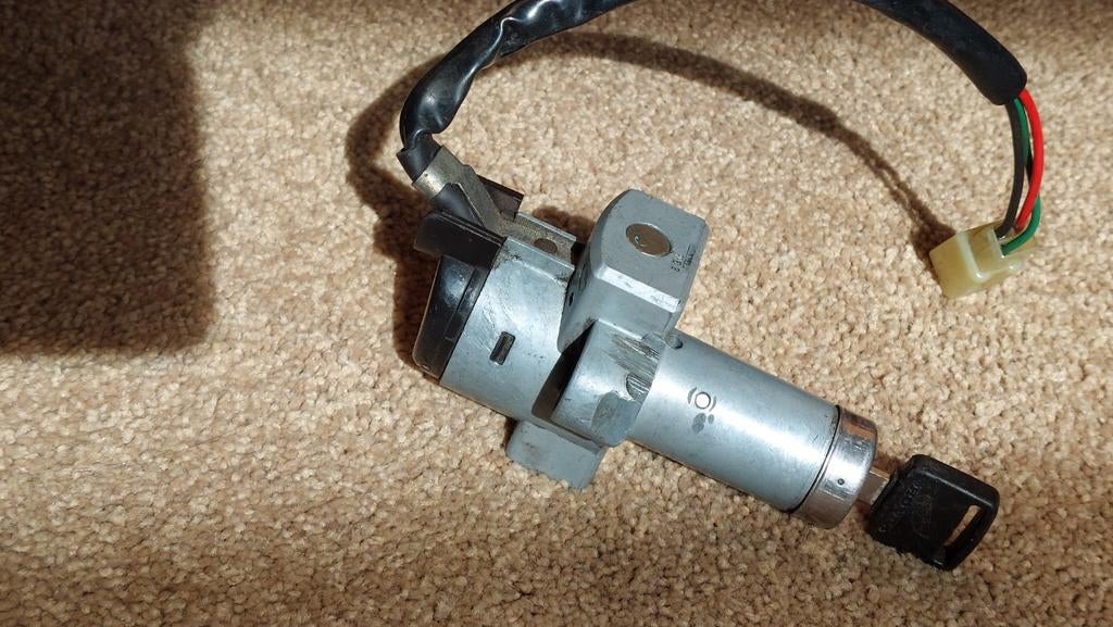 Contactslot Honda CB750 USA met ingebouwd stuurslot, Ophalen, Gebruikt