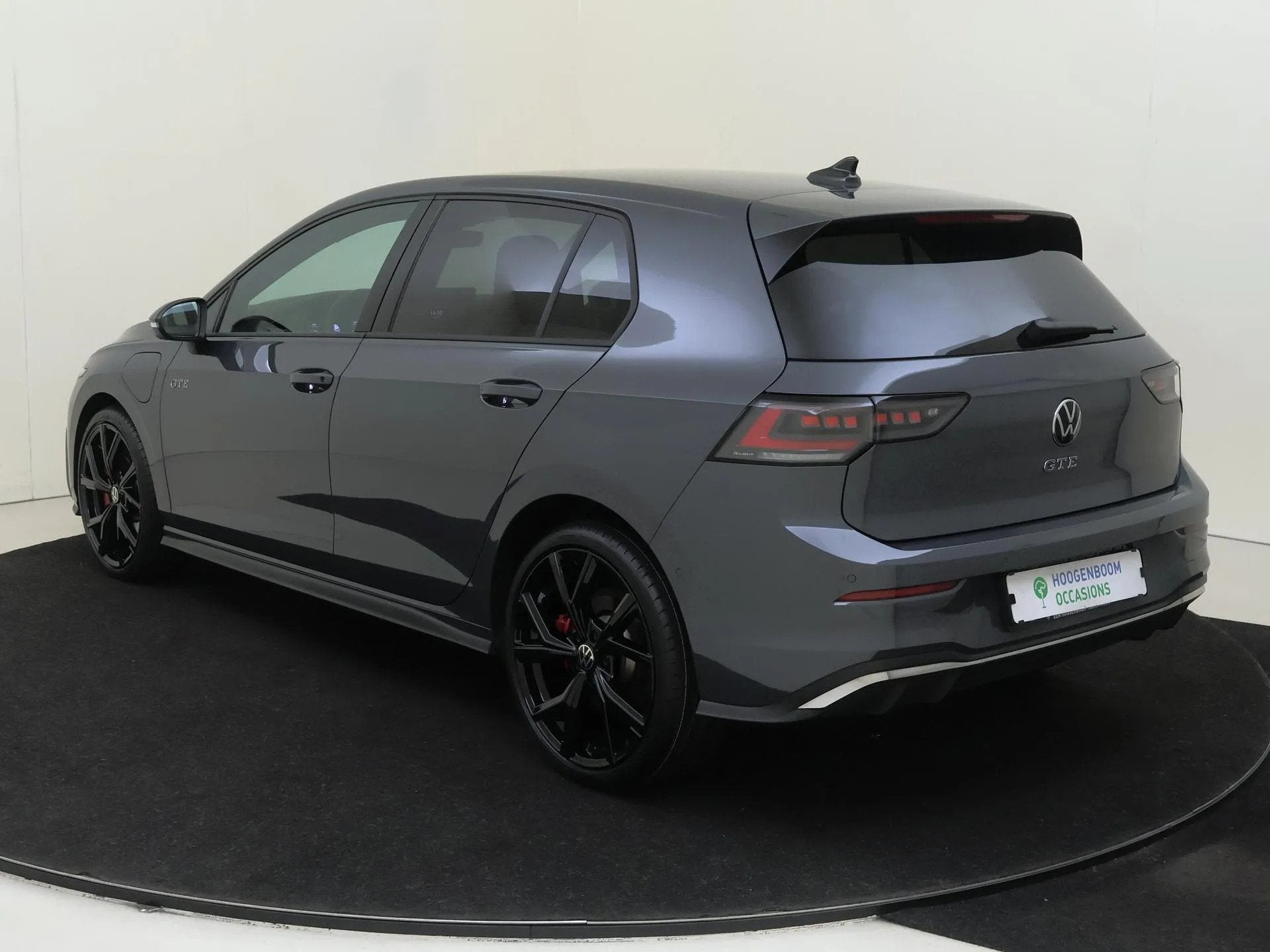 Volkswagen Golf 1.5 eHybrid GTE (bj 2026, automaat), 77 km/l, 4 cilinders, 1700 kg, Lease