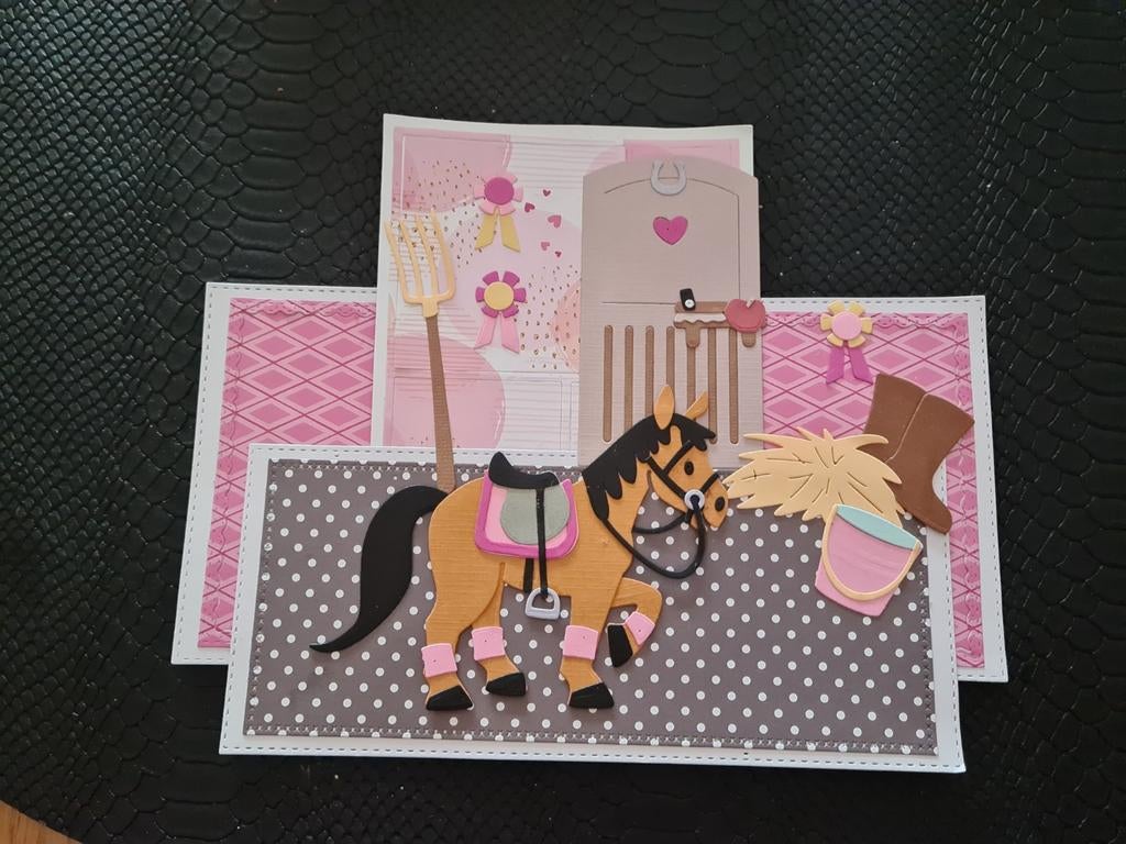 Set 10 stansjes, Hobby en Vrije tijd, Kaarten | Zelf maken, Ophalen of Verzenden, Nieuw, Dieren, Pons of Mal