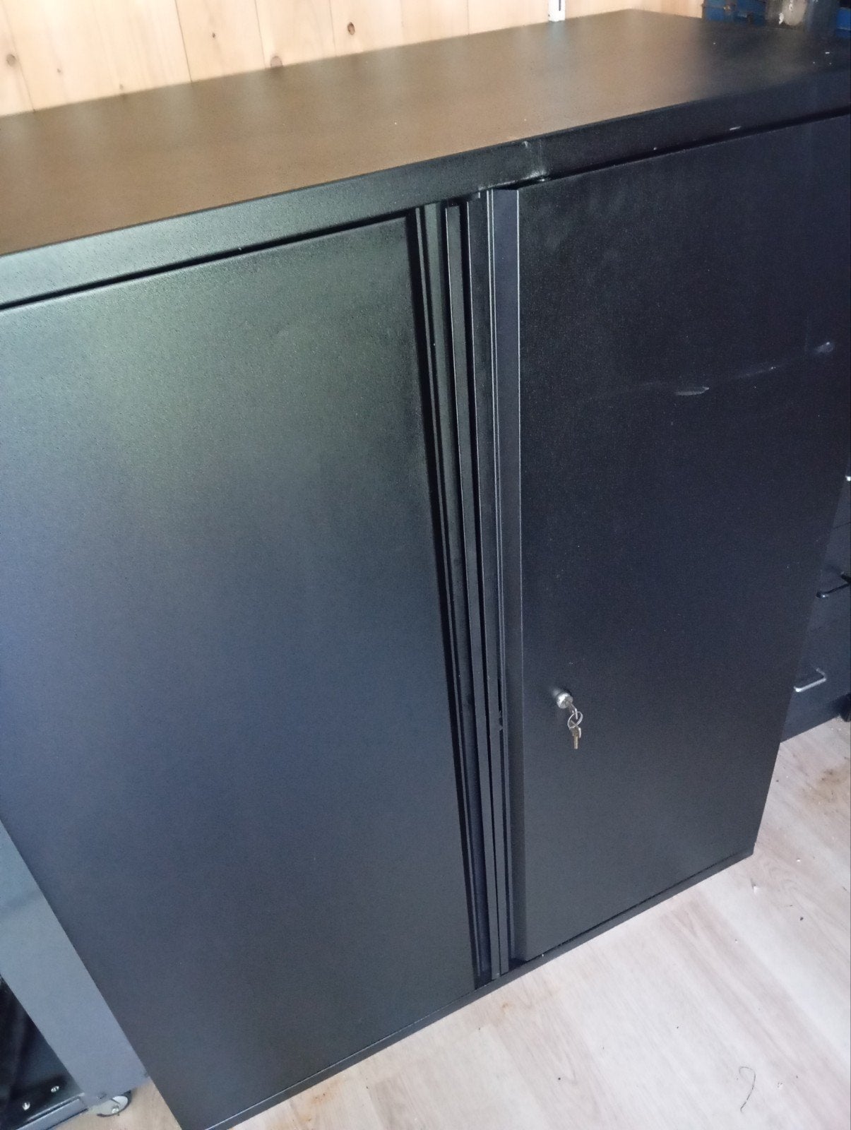 Degelijke metale kast, Ophalen of Verzenden, 25 tot 50 cm