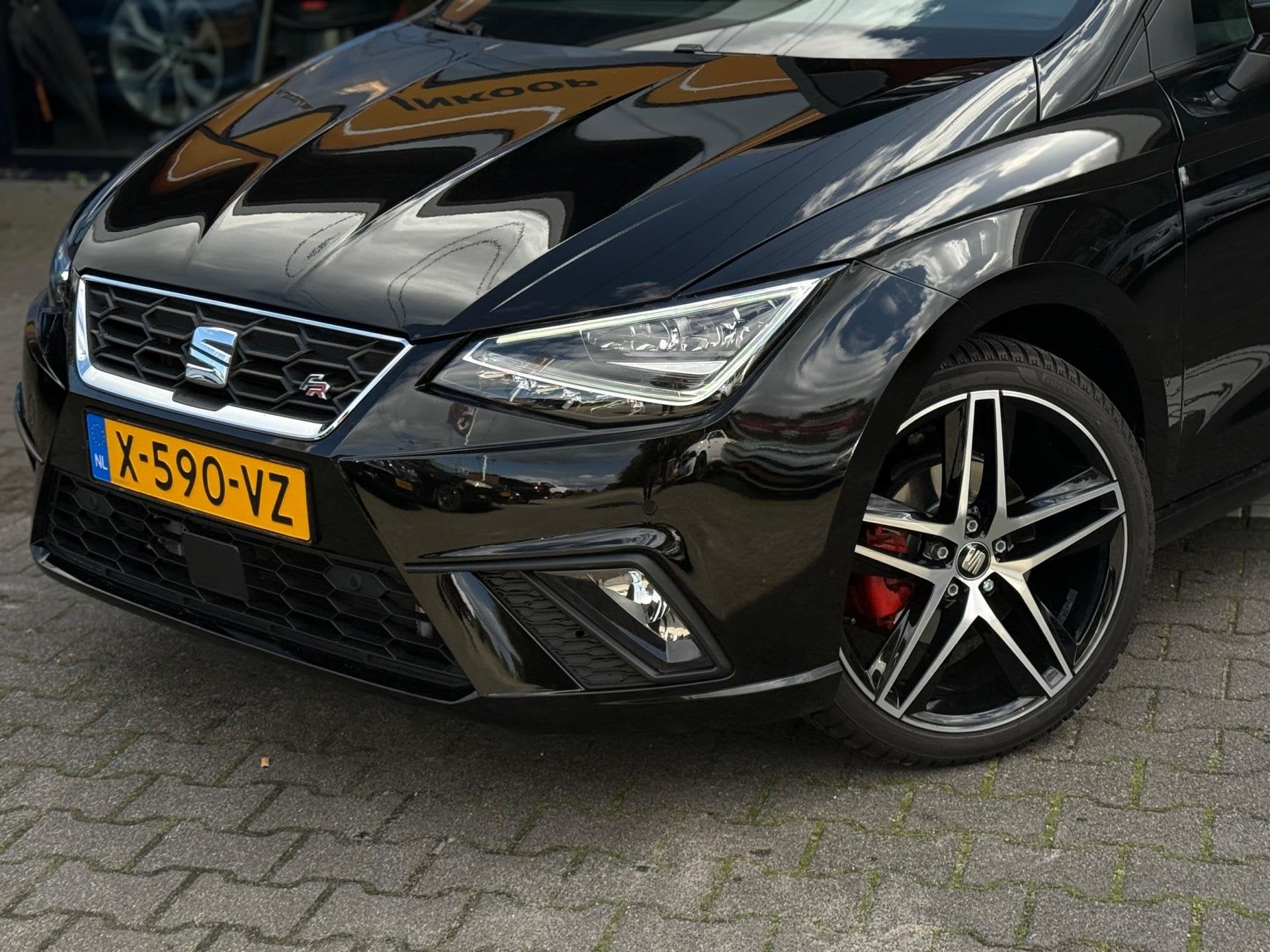 Seat Ibiza 1.0 TSI FR Business Intense Plus PANO/LED/ACC/LMV, Auto's, Voorwielaandrijving, Automatische klimaatregeling, Leder en Stof