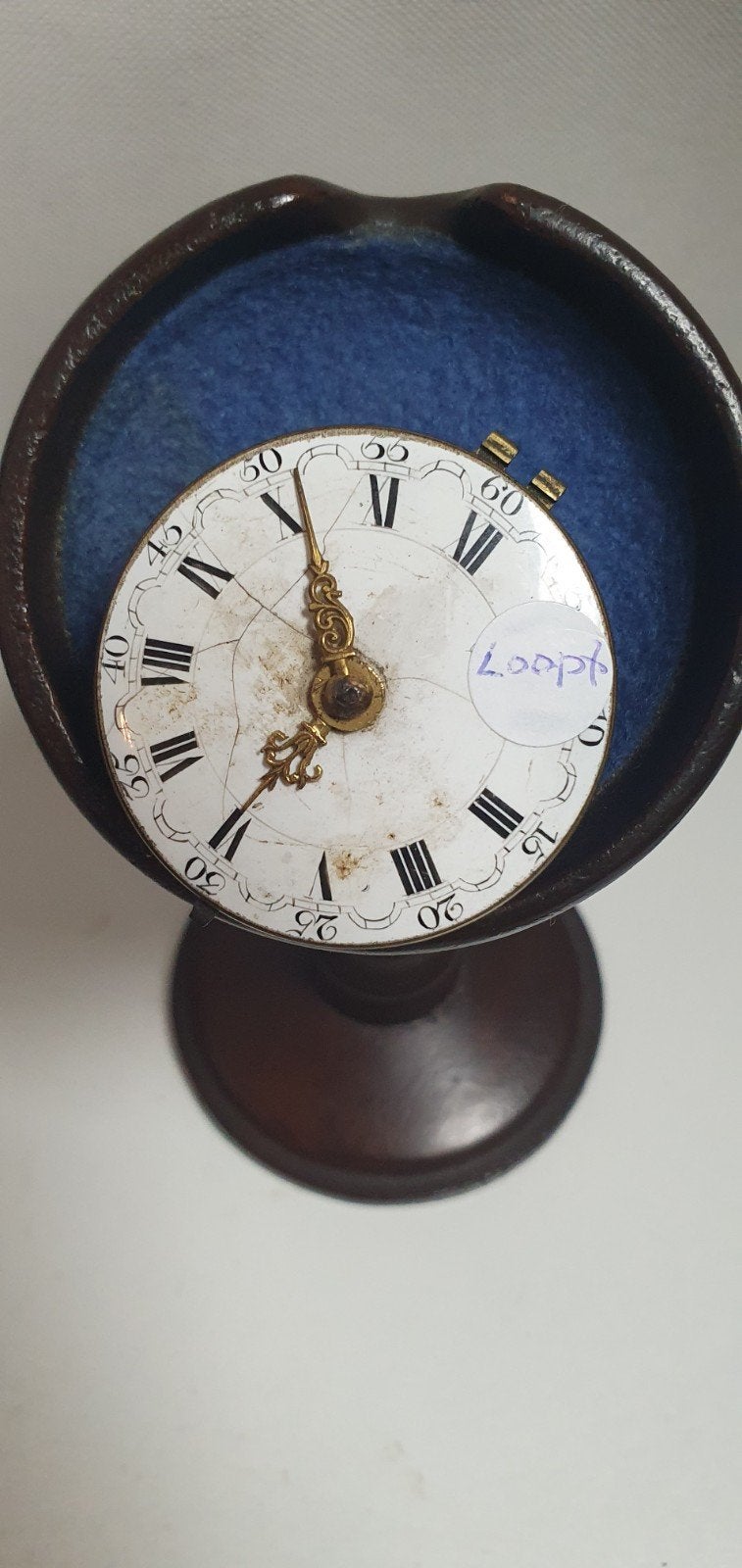 18de eeuws uurwerk loopt, Ophalen of Verzenden