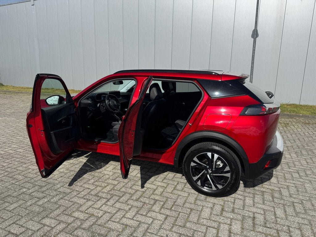 Peugeot 2008 1.2 PureTech Blue Lease Allure , 130 pk, Trekha, Voorwielaandrijving, Gebruikt, Euro 6, 1199 cc