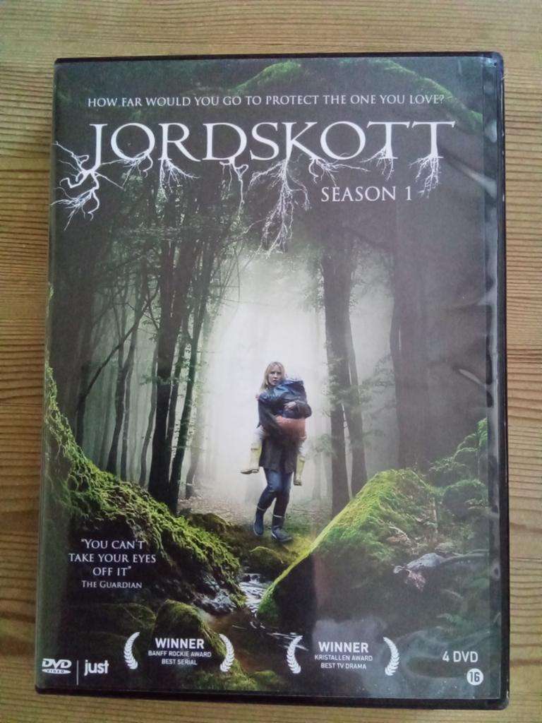 Jordskott Seizoen 1 - Bovennatuurlijke Scandinavische serie, Cd's en Dvd's, Dvd's | Tv en Series, Vanaf 16 jaar, Ophalen of Verzenden