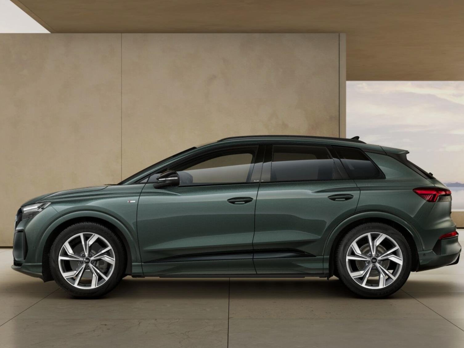 Audi Q4 e-tron S edition 82 kWh 210 kW / 286 PK SUV | Tech p, Auto's, Automaat, Achterwielaandrijving, 510 min, Zwart