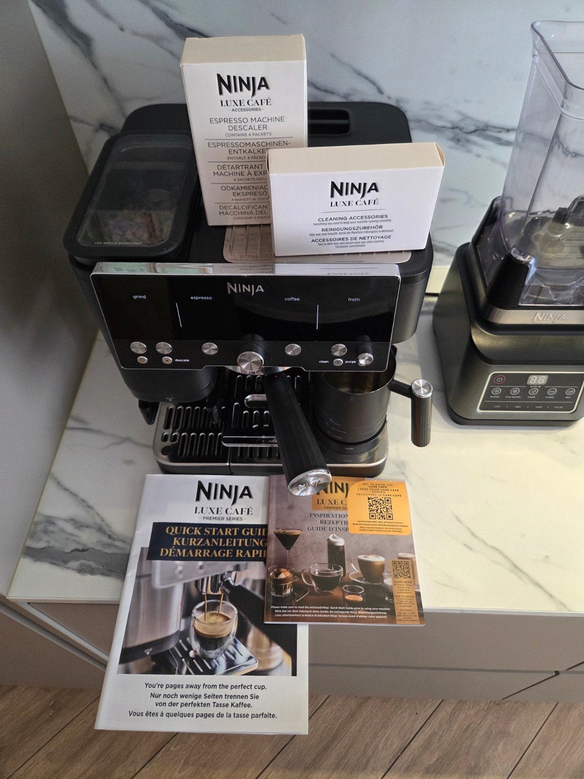 Ninja Luxe Café Premier Espressomachine - Zwart - ES601EUBK, Espresso apparaat, Zo goed als nieuw, Afneembaar waterreservoir, Koffiebonen