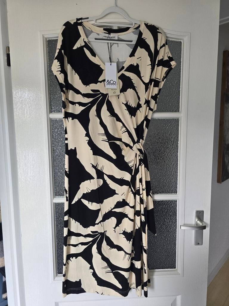 Nieuw &co woman andcowoman and cowoman L jurk zwart creme, Ophalen of Verzenden, Nieuw, Zwart, Onder de knie