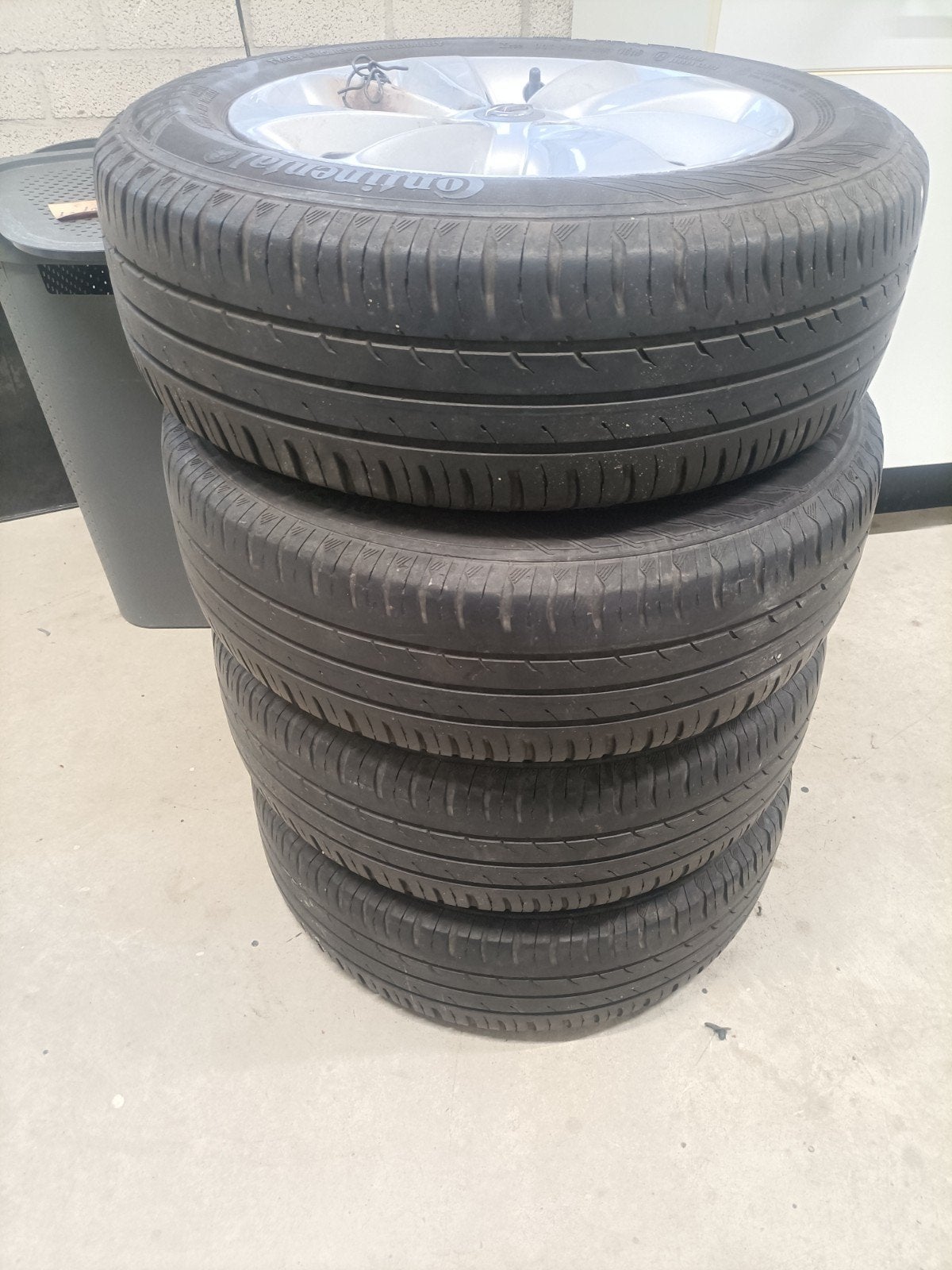 Winterbanden Opel Corsa D op originele velgen 185/65/15, Ophalen, Gebruikt, 15 inch, Banden en Velgen