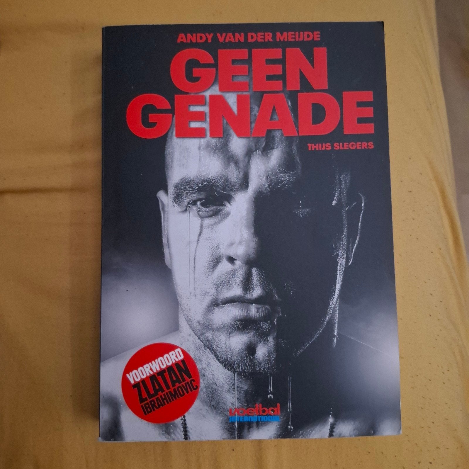 Geen Genade - Andy van der Meijde (Voetbalbiografie), Ophalen of Verzenden, Zo goed als nieuw, Andy van der Meijde, Thijs Slegers