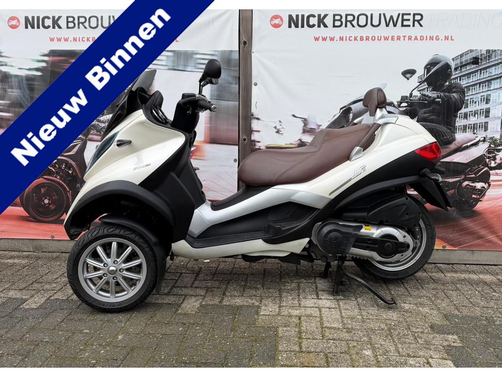 Piaggio 500 LT MP3 Business - Ermax Windscherm - Garantie, Motoren, Motoren | Piaggio, 493 cc, Bedrijf, Overig, Nick Brouwer Trading