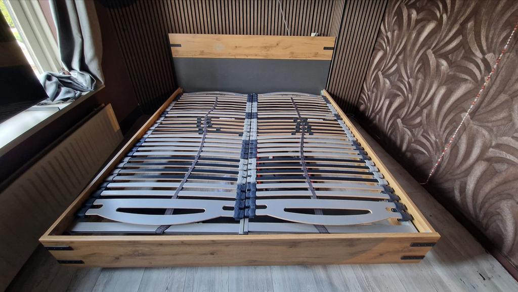 Bedombouw 180x200 cm met lattenbodem, Ophalen, Gebruikt, Tweepersoons, 180 cm