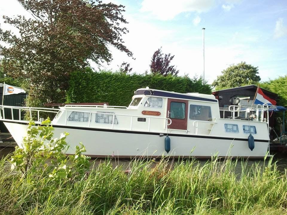 Motorkruiser 10x3,20 mercedes 100pk met boegschroef, Watersport en Boten, Motorboten en Motorjachten, 10 m, Walstroom, Gebruikt