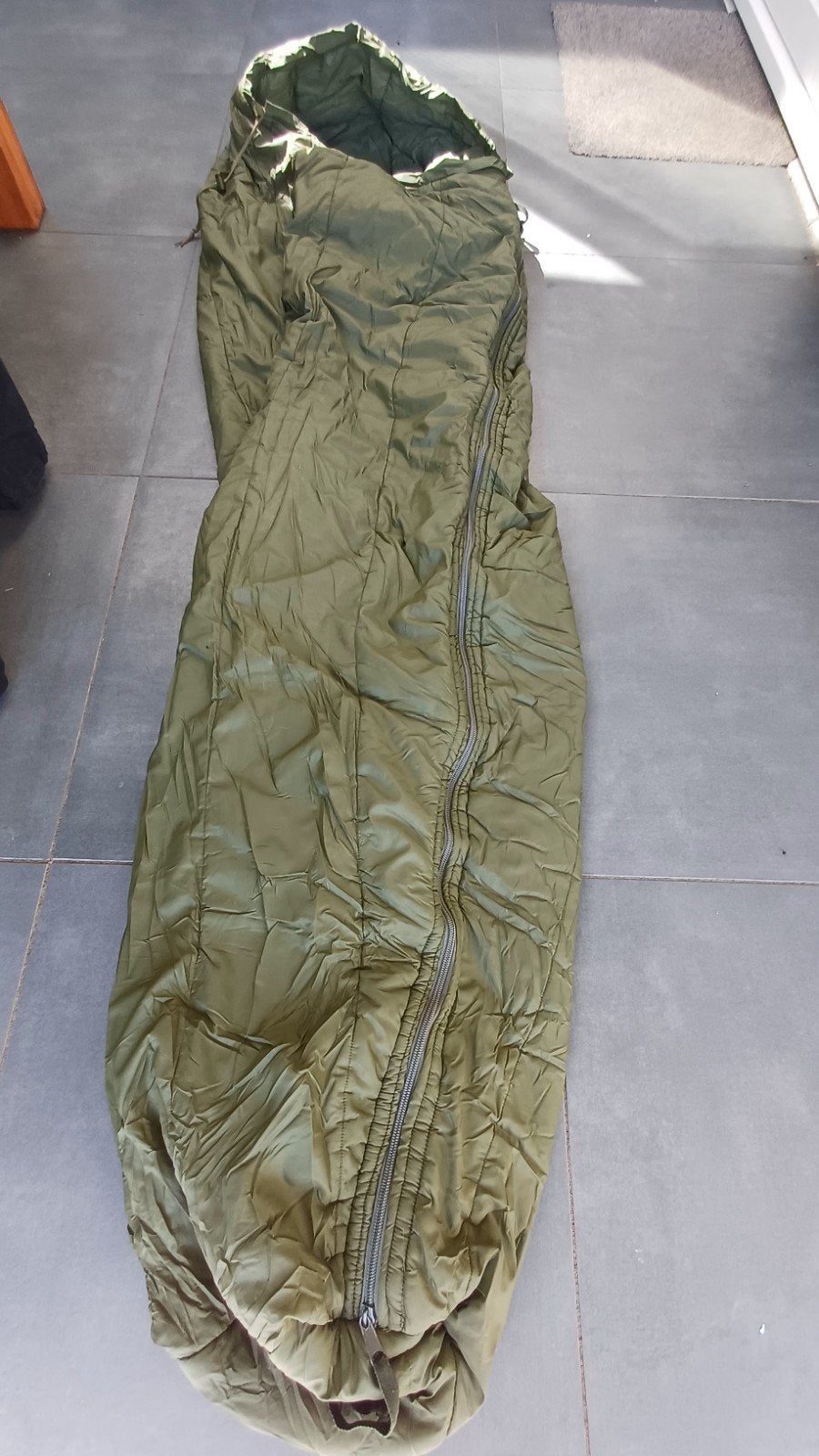 Leger slaapzak 1992 Seyntex 2m lang in originele omzak, Verzamelen, Ophalen of Verzenden, Landmacht, Overige gebieden, Kleding of Schoenen