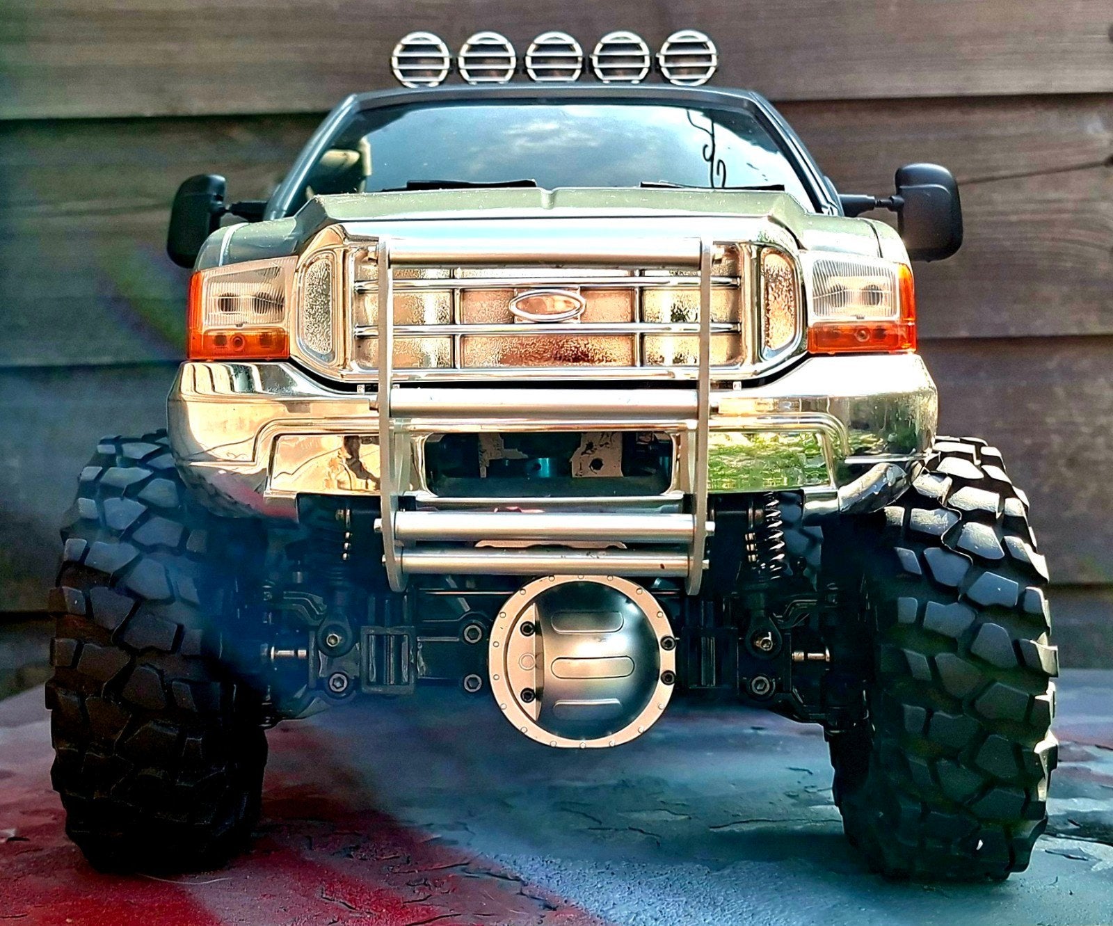 TAMIYA HIGH LIFT FORD F350 KOOP OF RUILEN., Elektro, Auto offroad, Ophalen of Verzenden, Zo goed als nieuw