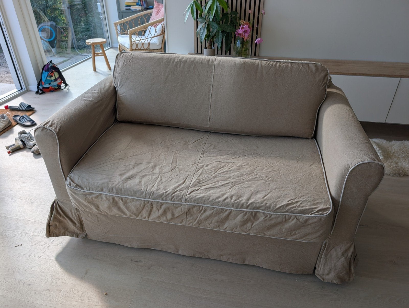 Ikea Ektorp slaapbank - 149 cm breed, bed 120 cm, Huis en Inrichting, Ophalen, Gebruikt, Beige, Tweepersoons