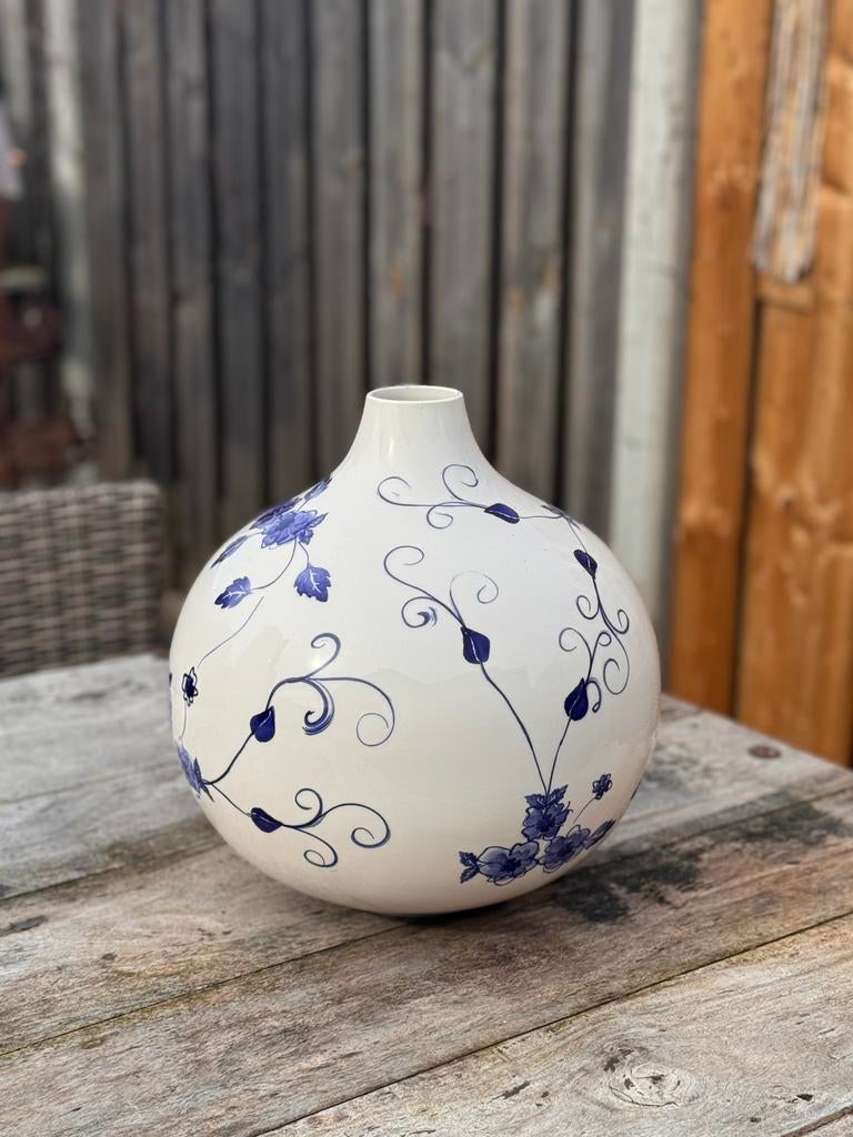 Grote blauw witte bolvaas, Huis en Inrichting, Ophalen of Verzenden, Zo goed als nieuw, Blauw