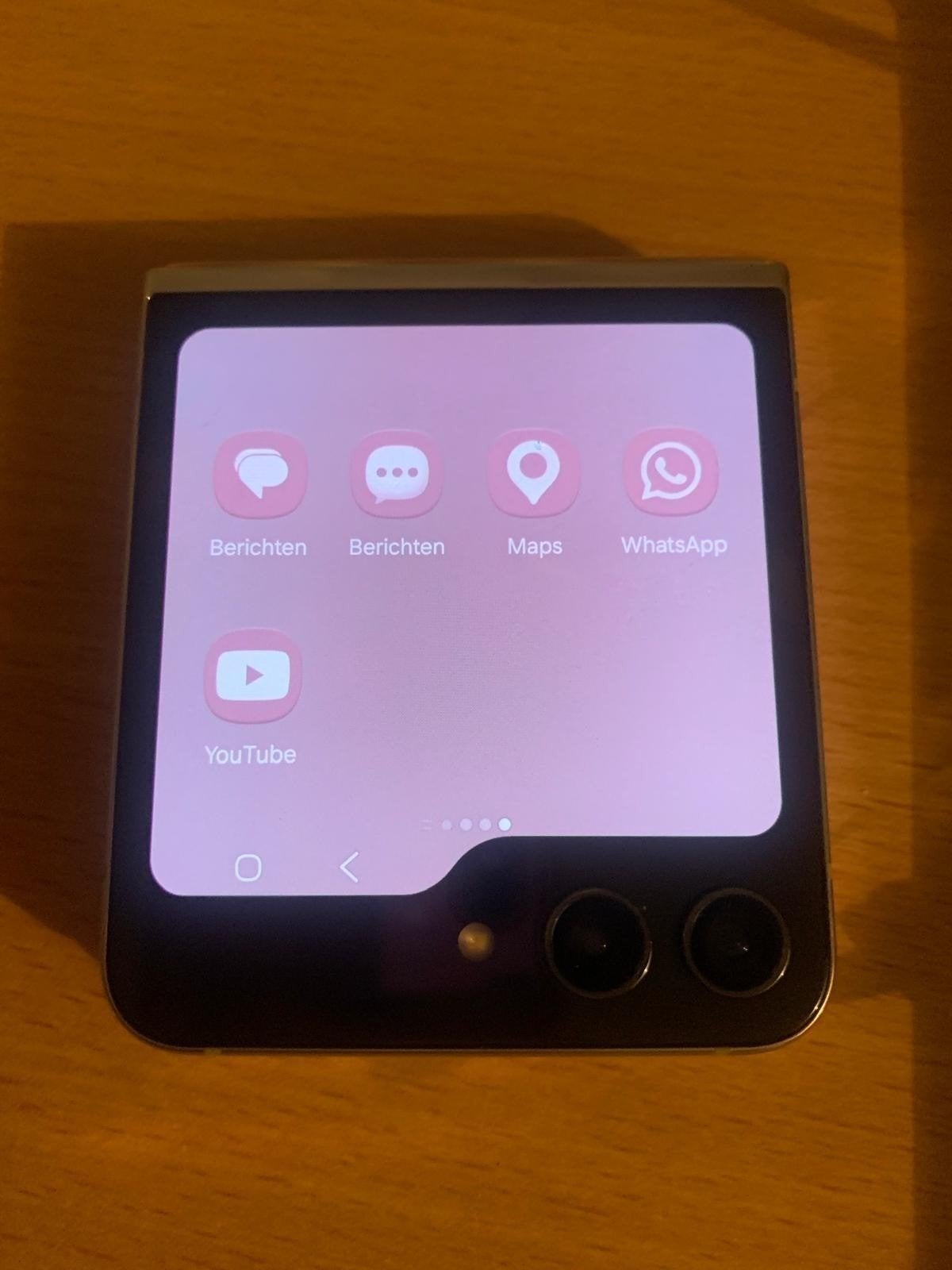 Samsung Galaxy Z Flip5 met AI-functies - Ruilen/Te Koop, Inklapmodel, Ophalen of Verzenden, Zo goed als nieuw, Zonder simlock