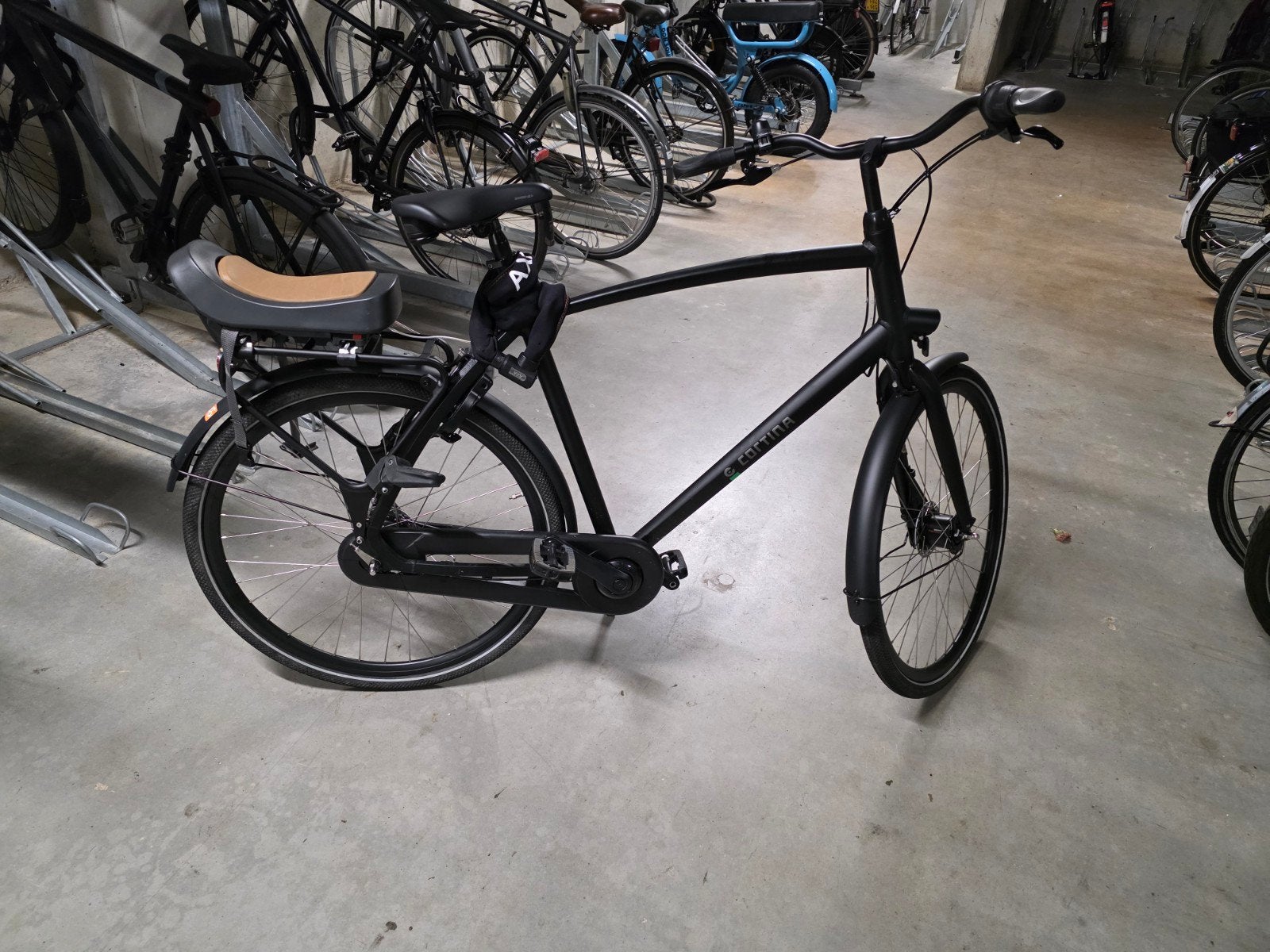 Cortina Tide ND7 Stadsfiets - Jet Black Matt - 65 cm, Fietsen en Brommers, Fietsen | Dames | Damesfietsen, Versnellingen, 56 cm of meer