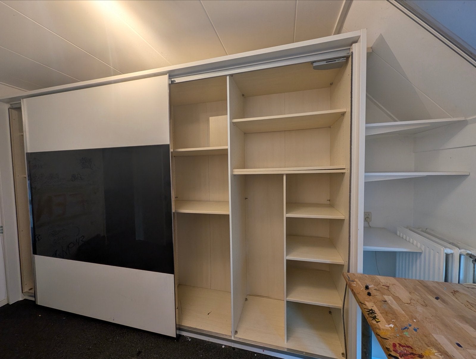 Grote zwart-witte schuifdeurkast - 240x370x70 cm, Huis en Inrichting, Ophalen, 200 cm of meer, Zo goed als nieuw, 200 cm of meer