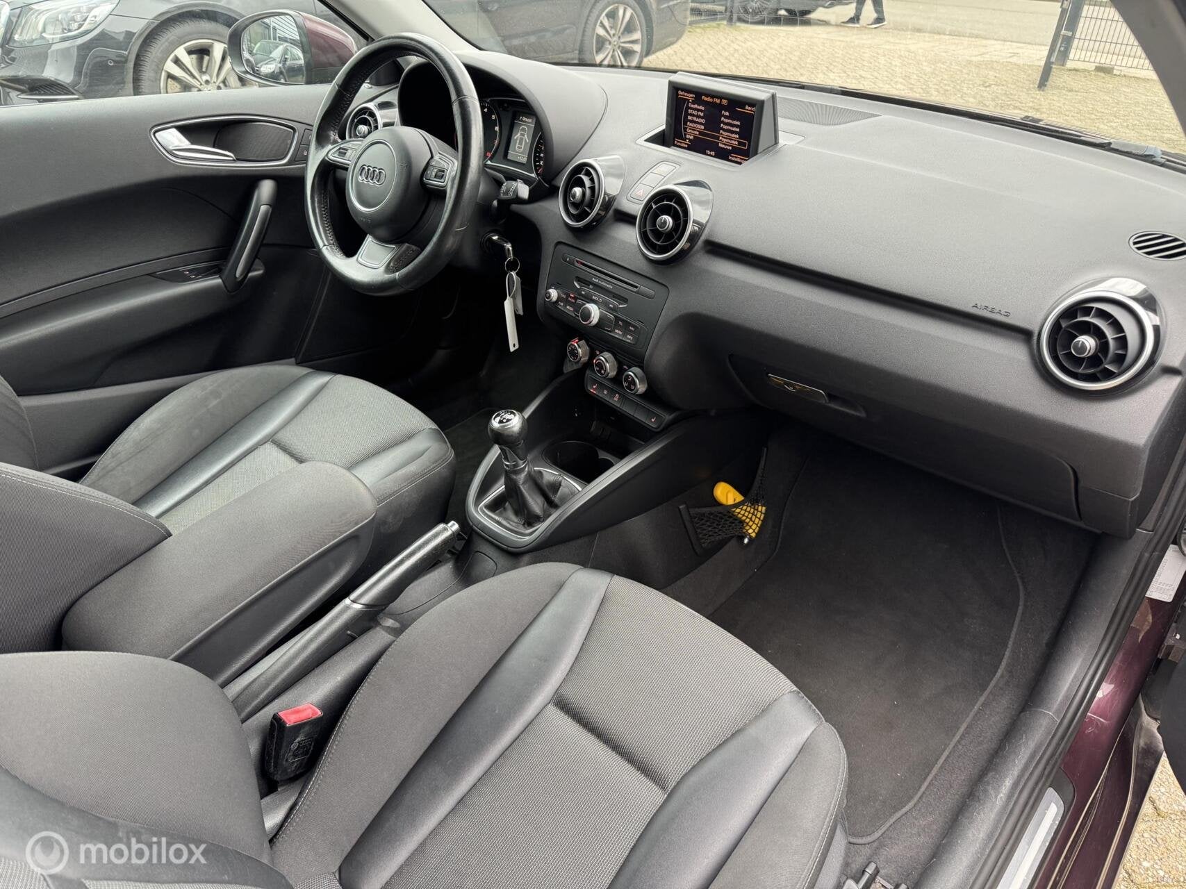 Audi A1 1.4 TFSI Ambition Pro Line Business - Airco -, Voorwielaandrijving, Euro 5, Start-stop-systeem, 4 stoelen