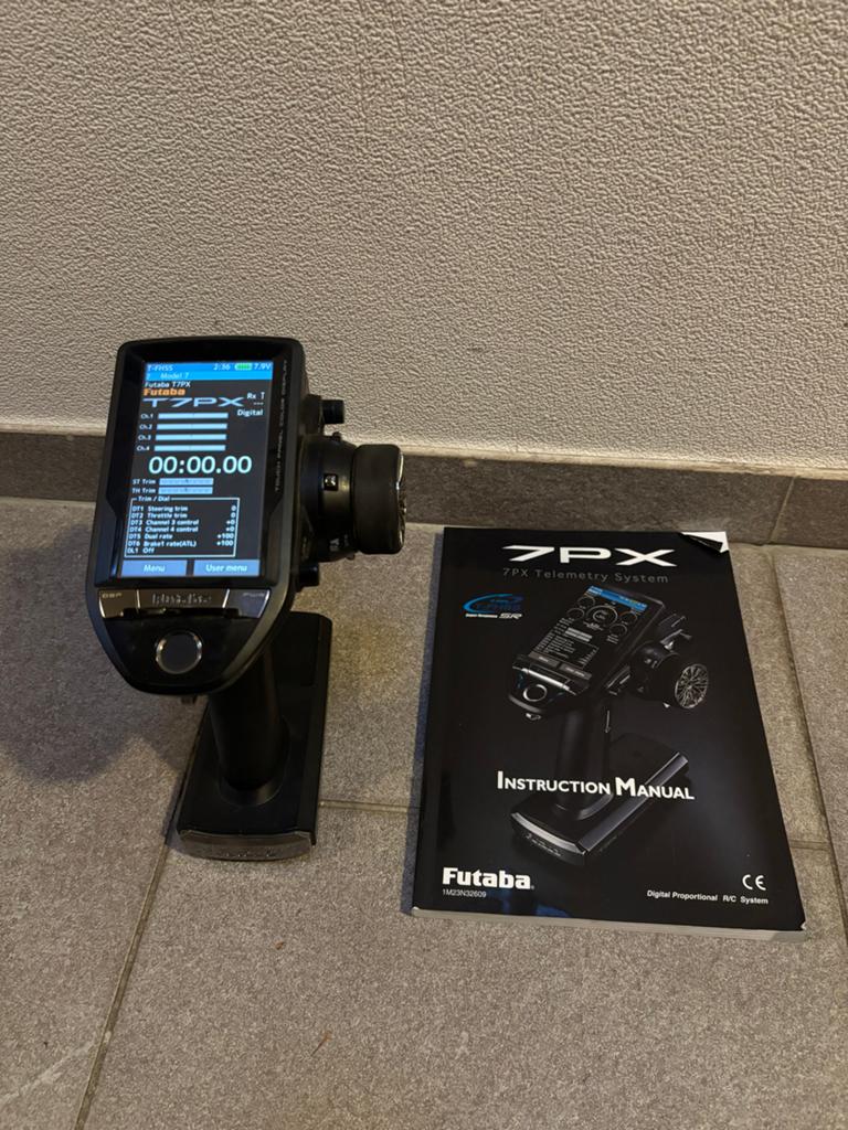 Futaba 7PX Zender met ontvanger en handleiding, Ophalen, Zo goed als nieuw, Overige schalen, Onderdeel