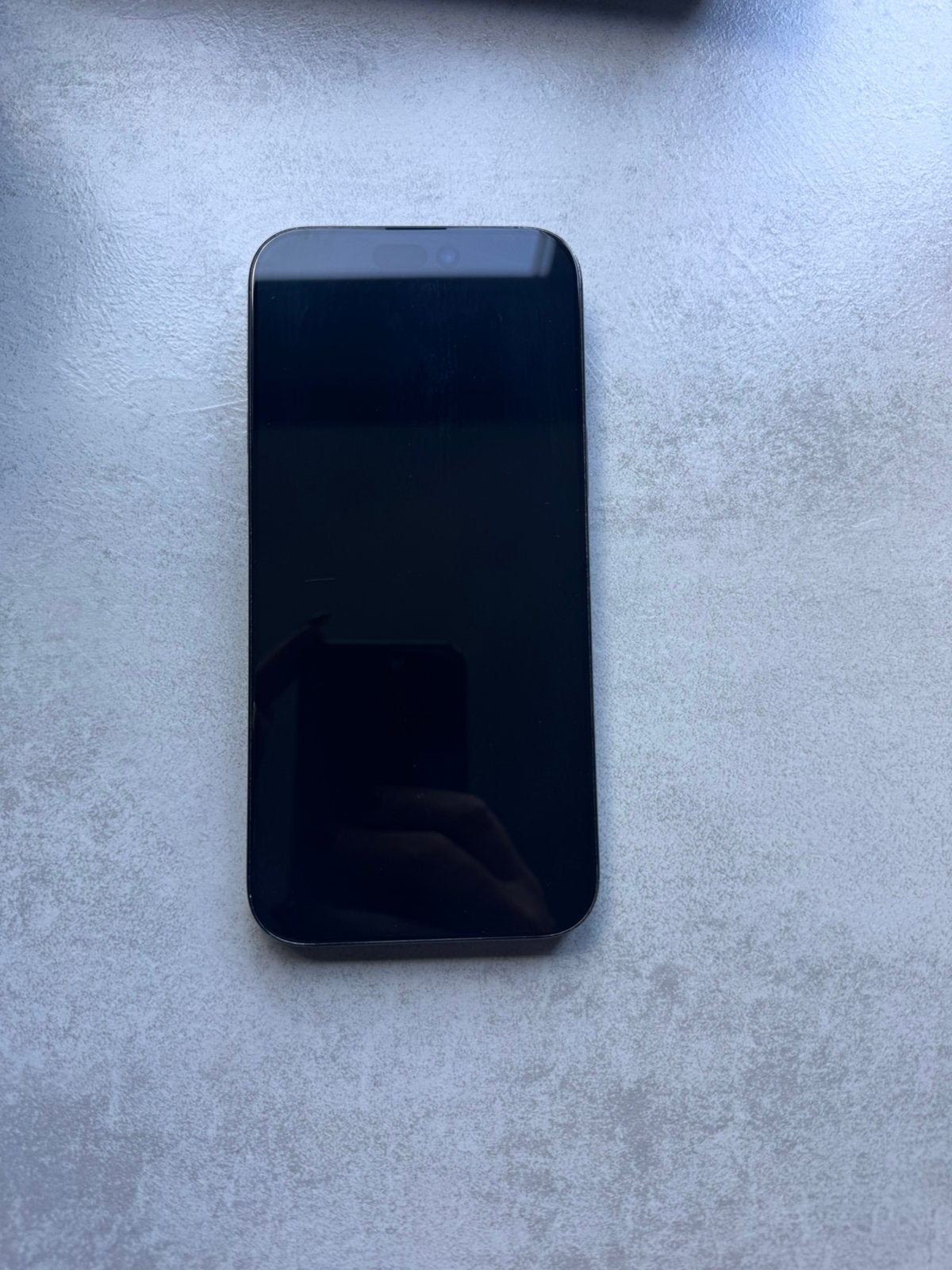 Foto 2 van Zwarte Iphone 15 Pro Max 256GB in zeer goede staat