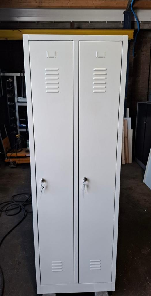 2 deurs metalen lockerkast met hang- en leggedeelte, Ophalen, Gebruikt, Metalen lockerkast