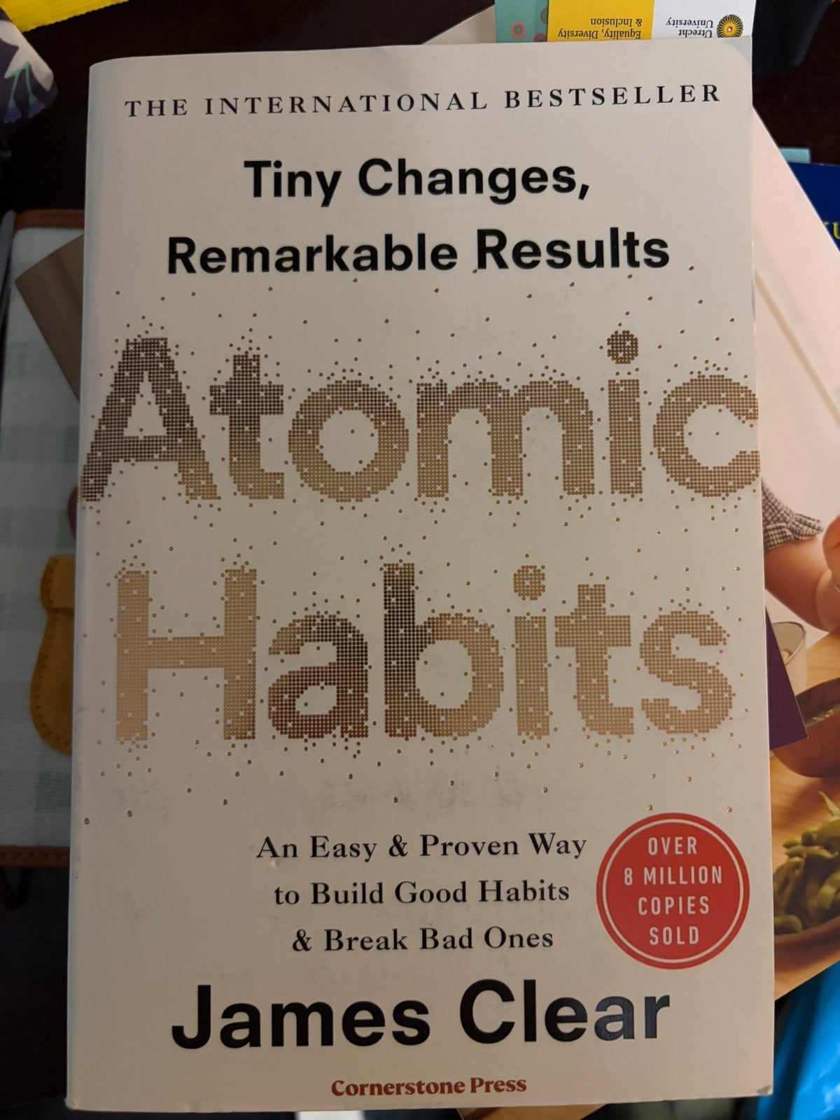 Atomic Habits by James Clear in English, Boeken, Advies, Hulp en Training, Ophalen of Verzenden, Zo goed als nieuw, James Clear