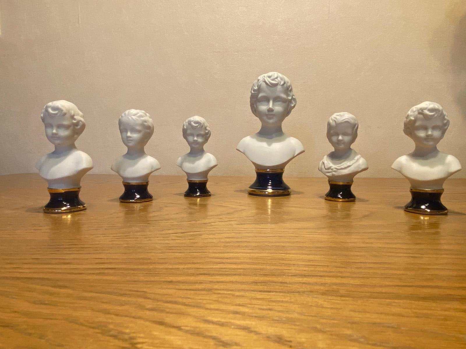 Kleine witte beeldjes , 6 stuks, Verzamelen, Ophalen of Verzenden, Zo goed als nieuw