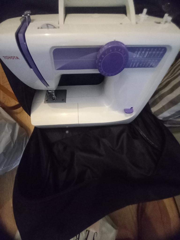 Naaimachine, Hobby en Vrije tijd, Naaimachines en Toebehoren, Ophalen, Naaimachine, Overige merken