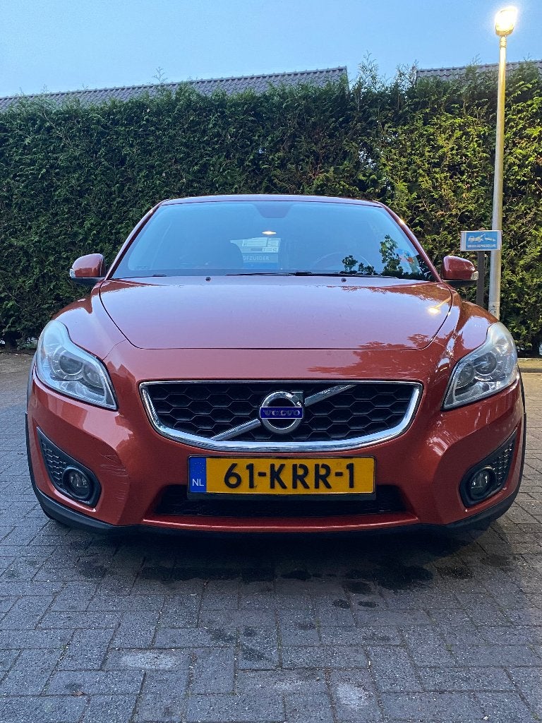 Volvo C30 1.6 2010 Rood, Auto's, Voorwielaandrijving, 1596 cc, 4 stoelen, 100 pk