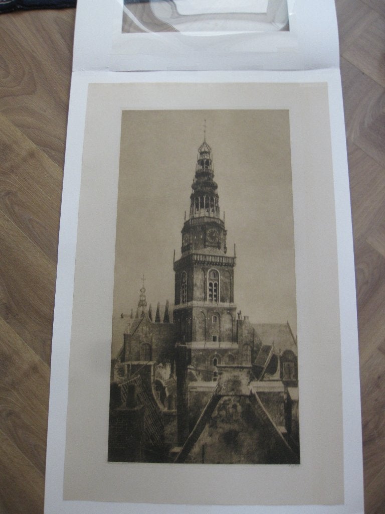 Oude kerk in Amsterdam. Ets van Dirk Harting uit 1919., Ophalen, Ets, Gesigneerd
