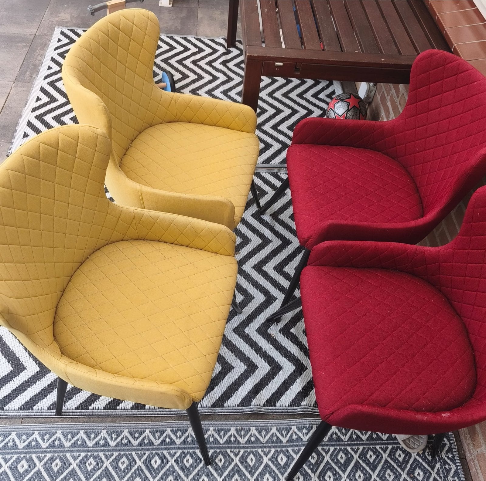 Set van 4 stoelen: 2 gele en 2 rode stoelen, Ophalen, Gebruikt, Overige kleuren, Vier