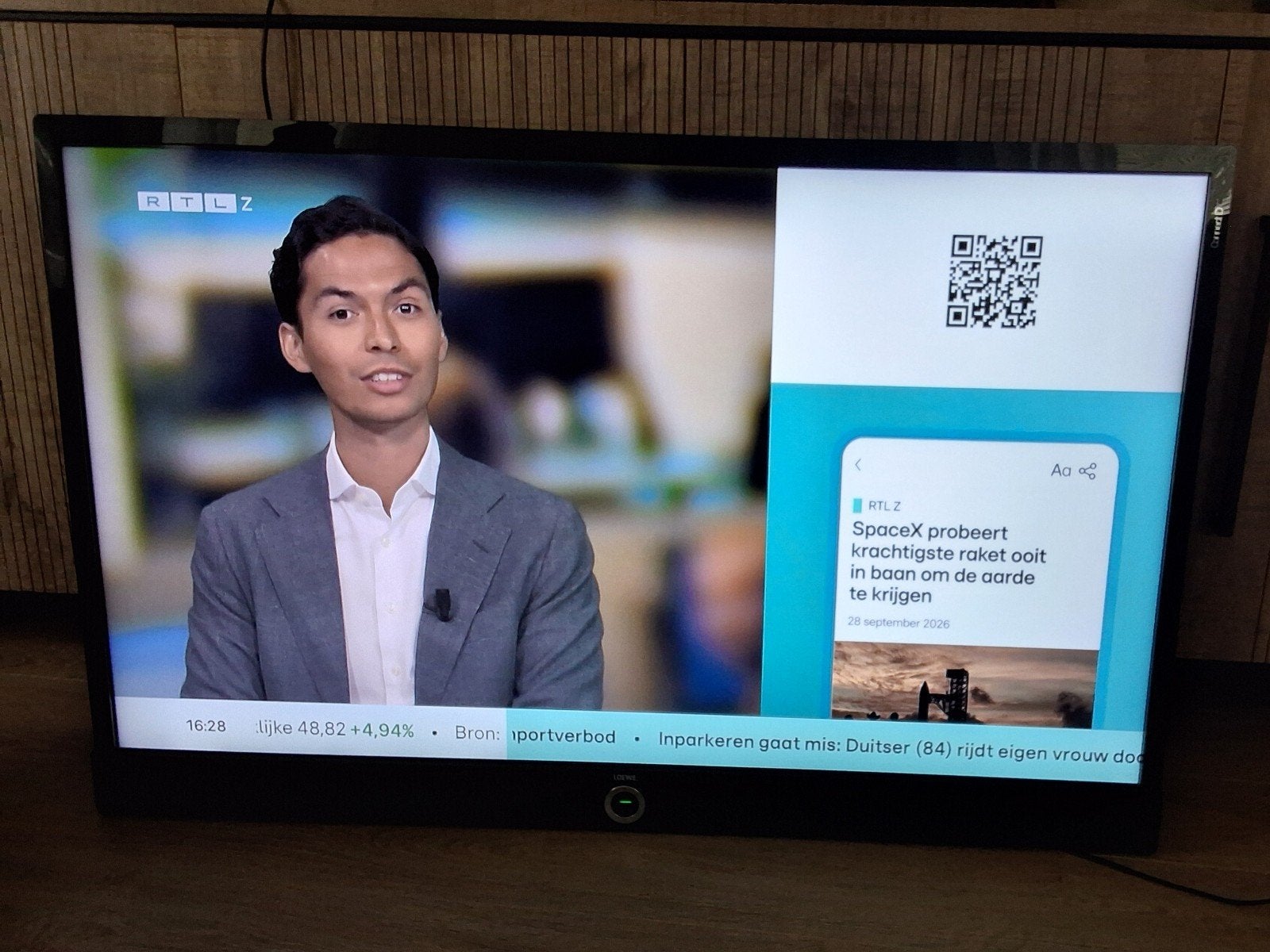 Loewe TV, Gebruikt, 50 Hz, 100 cm of meer, Ophalen