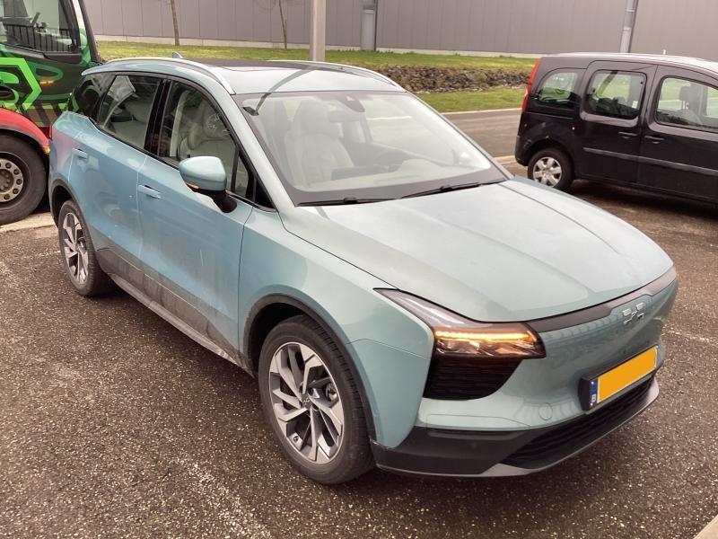 Aiways U5 PRIME 63 kWh Open dak | Leder | 360 Camera, Auto's, Aiways, 12 maanden, U5, Gebruikt, Beige