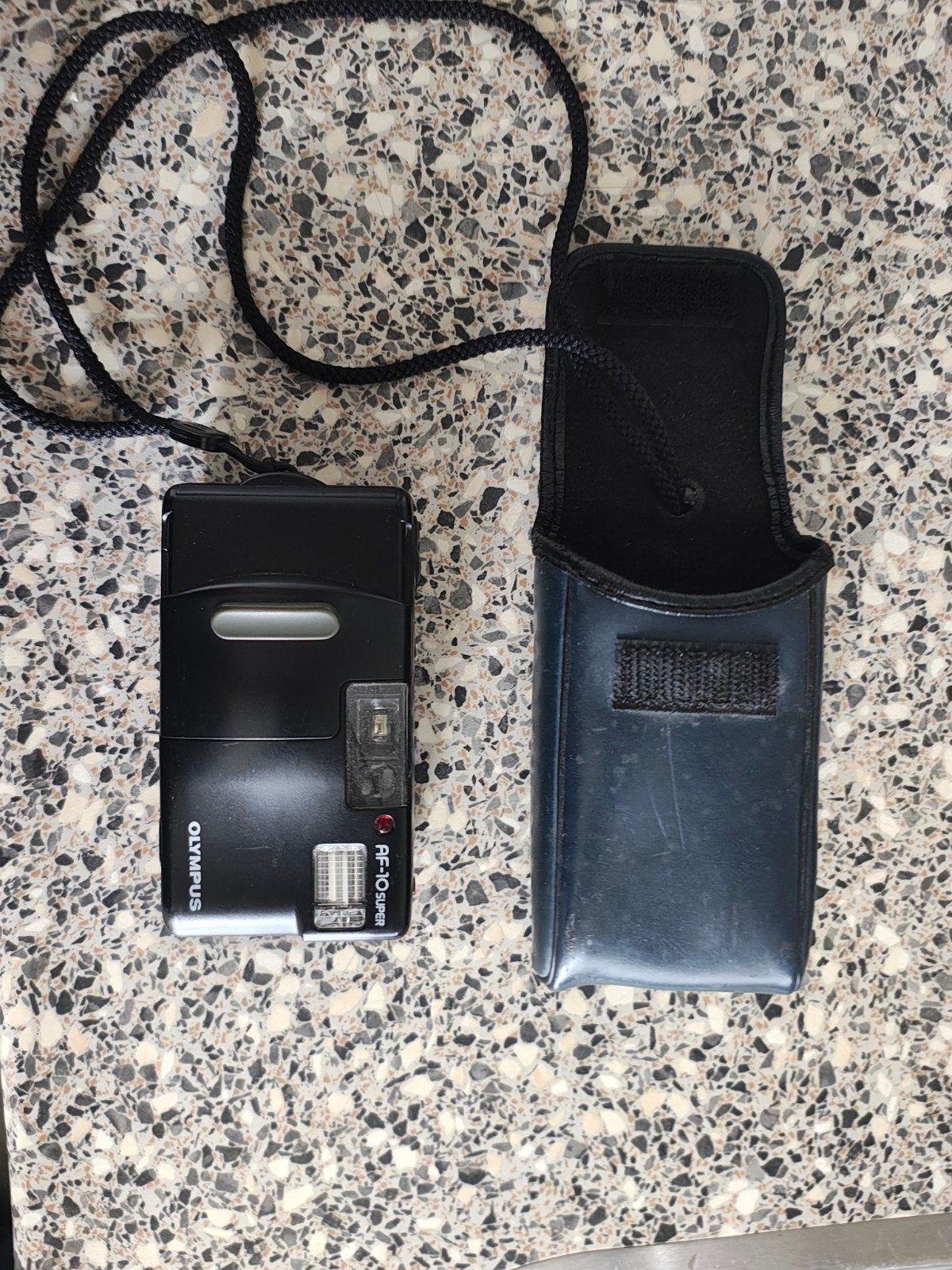 Olympus AF-10 Super camera - Jaren '90 - werkt niet, Audio, Tv en Foto, Fotocamera's Analoog, Ophalen of Verzenden