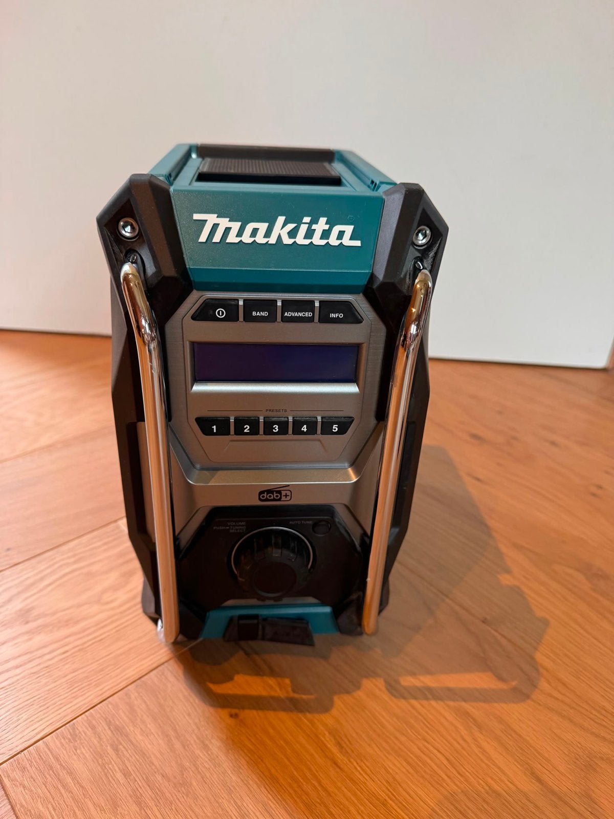 Makita Bouwradio MR003GZ DAB+, Ophalen of Verzenden, Zo goed als nieuw, Bouwradio