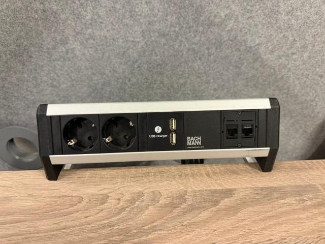 Bachmann Stopcontact met USB-oplader,ethernetconnector,10st, Ophalen of Verzenden, Gebruikt, Stopcontact